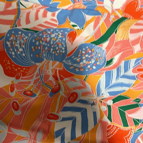 Beautiful Talbots summer skirt - Picture 2 of 3